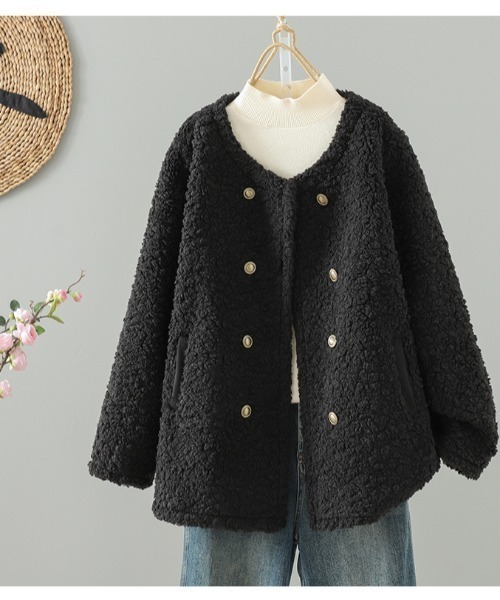 witch（ウイッチ）の「ノーカラーのダブルボタンボアコート（ノーカラーコート・レディース・ブラウン/アイボリー/イエロー/ブラック・FREE）」の11枚目の写真