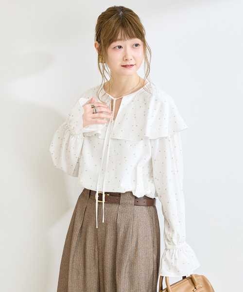 B.C STOCK(ベーセーストック)の「手洗い可 / C/RYドビーSTARプリントブラウス(シャツ/ブラウス・レディース・ブラック/ホワイト・FREE)」の2枚目の写真