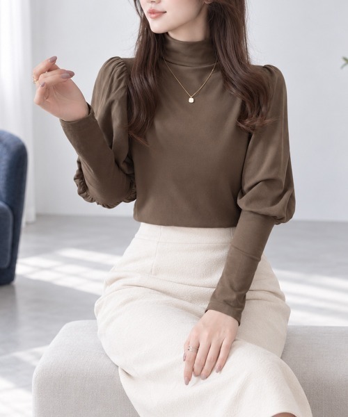 Amulet(アミュレット)の「ボリュームスリーブハイネックトップス(Tシャツ/カットソー・レディース・ホワイト/ブラウン/ブラック・FREE)」の18枚目の写真