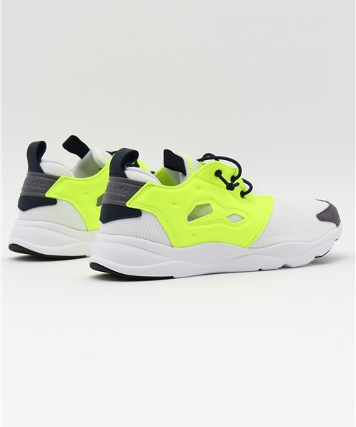Reebok(リーボック)の「Reebok(リーボック)/FURYLITE(フューリーライト)/V69441(スニーカー・レディース・イエロー・24/23.5/24h)」の4枚目の写真