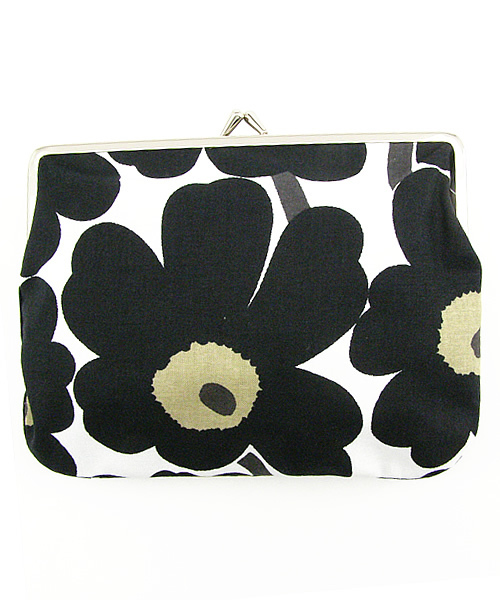 marimekko（マリメッコ）の「MINI UNIKKO/PUOLIKAS KUKKARO（ポーチ・レディース・レッド/グレー/オリーブ/ブラック/ブラック系その他/ホワイト系その他/ワインレッド/レッド系その他/ピンク系その他/グリーン系その他/イエロー/ワイン/その他1/ブラック×グレー/ライトイエロー/イエロー系その他・FREE）」の20枚目の写真