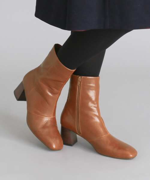 RODE SKO（ロデスコ）の「RODE SKO PILAR スクエアトゥショートブーツ（ブーツ・レディース・キャメル/ブラック・36/38/37）」の8枚目の写真