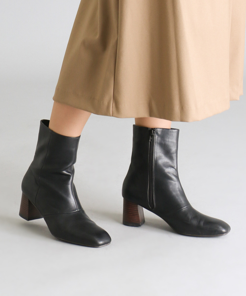 RODE SKO（ロデスコ）の「RODE SKO PILAR スクエアトゥショートブーツ（ブーツ・レディース・キャメル/ブラック・36/38/37）」の14枚目の写真