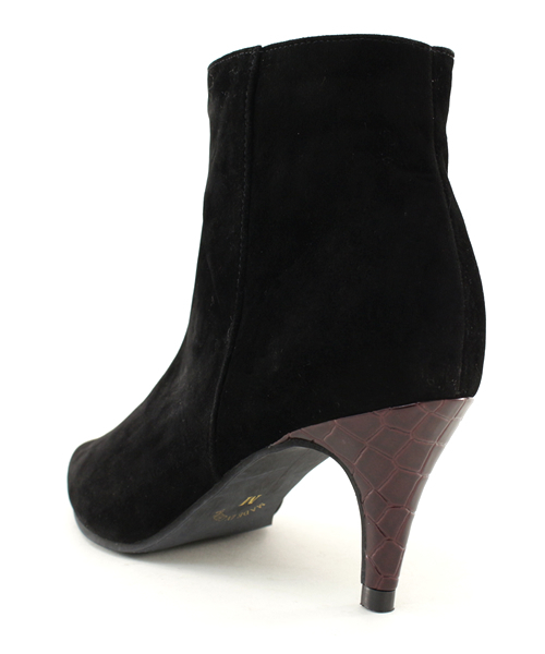 SESTO（セスト）の「美脚ポインテッドトゥのスリムショートブーツ（ブーツ・レディース・ベージュ系その他/ブラウン系その他/ブラック系その他2/ブラック×シルバー/ブラック系その他3/ブラック系その他・3L/LL/S/L/M）」の13枚目の写真