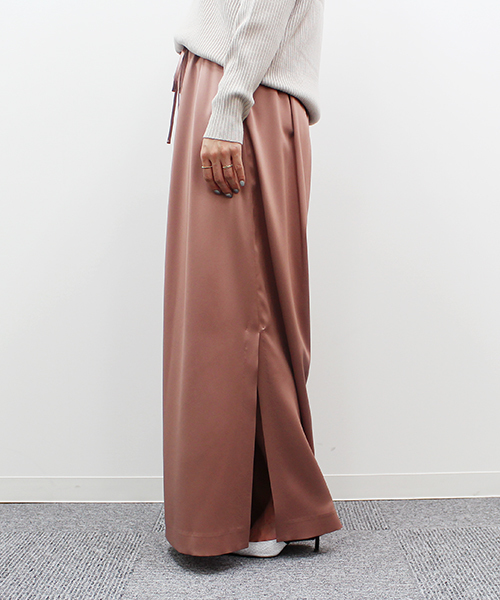 HELIOPOLE（エリオポール）の「【WEB限定】裾スリットドロストワイドパンツ　（その他パンツ・レディース・ピンク/ベージュ/グレイッシュベージュ・38）」の5枚目の写真