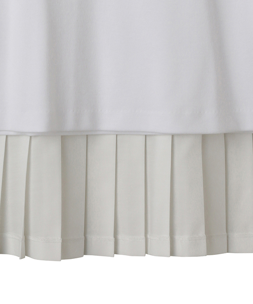 CLANE(クラネ)の「BACK PLEATS T/S(Tシャツ/カットソー・レディース・ホワイト/ブラック/ネイビー・1/2)」の5枚目の写真