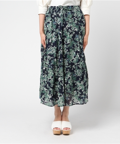 LBC(エルビーシー)の「コットンボイルティアードプリントスカート (スカート・レディース・ネイビー/パープル系その他・MEDIUM/LARGE)」の6枚目の写真