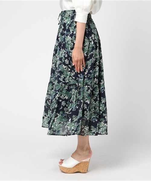 LBC(エルビーシー)の「コットンボイルティアードプリントスカート (スカート・レディース・ネイビー/パープル系その他・MEDIUM/LARGE)」の7枚目の写真