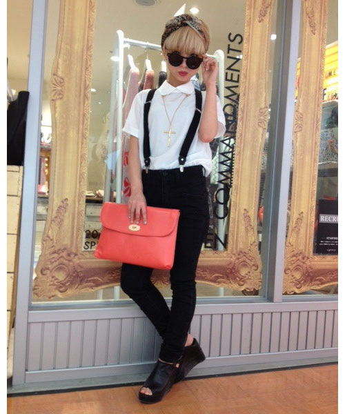 goocy（グースィー）の「レザークラッチBag（クラッチバッグ・レディース・ブラック/ホワイト/オレンジ/ピンク・FREE）」の4枚目の写真