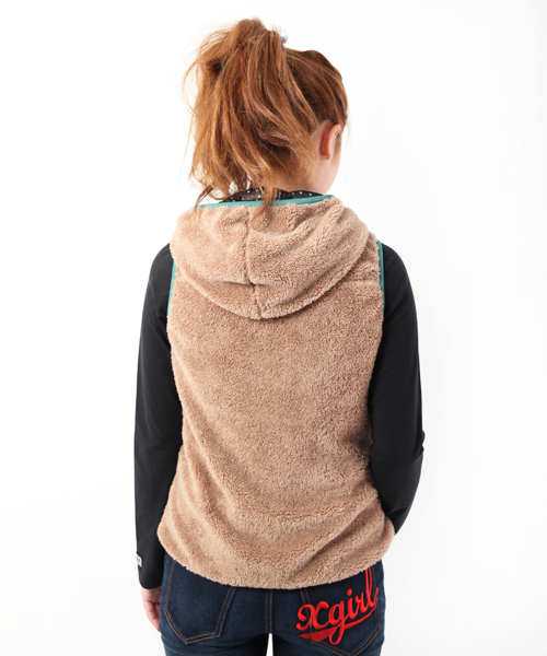 X-girl（エックスガール）の「FLUFFY VEST（ベスト・レディース・ブラック/ベージュ/パープル/ピンク/マルチ・1/2）」の14枚目の写真