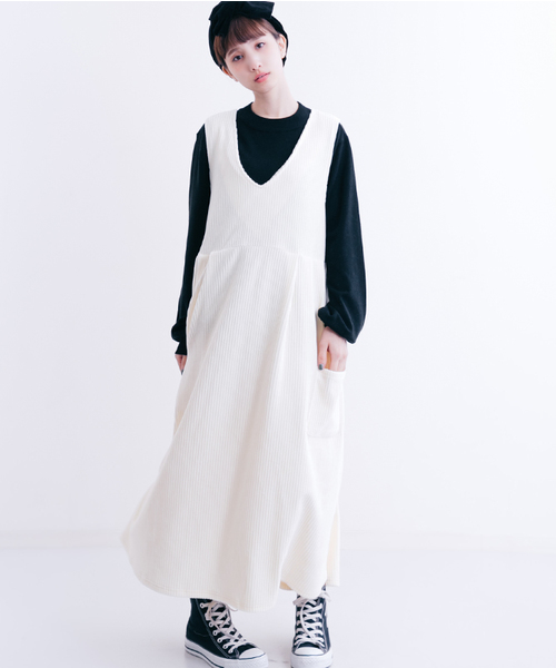 MERLOT（メルロー）の「Vネックジャンパースカートワンピ1059（ワンピース・レディース・アイボリー/ネイビー/ブラック/ピンク・FREE）」の21枚目の写真