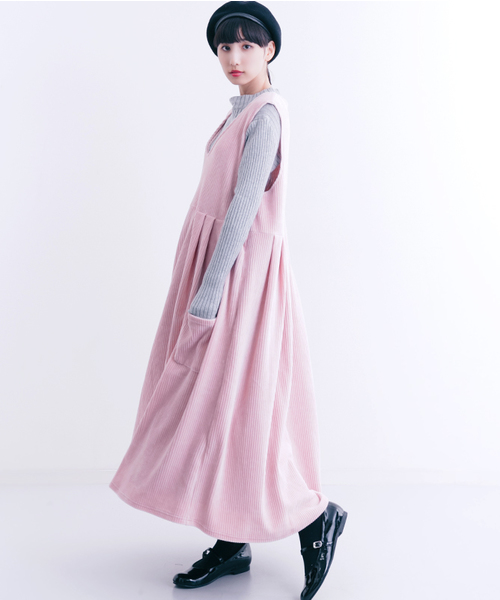 MERLOT（メルロー）の「Vネックジャンパースカートワンピ1059（ワンピース・レディース・アイボリー/ネイビー/ブラック/ピンク・FREE）」の18枚目の写真