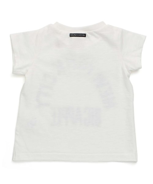 BREEZE(ブリーズ)の「リンゴ刺繍Tシャツ(Tシャツ/カットソー・キッズ・オフホワイト/ラベンダー・100/110/120/130/140/80/90)」の8枚目の写真