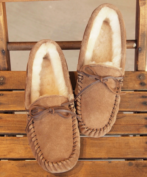 BEAUTY&YOUTH UNITED ARROWS(ビューティーアンドユースユナイテッドアローズ)の「BYBC ∵emu Amityモカシン ◆(モカシン/デッキシューズ・レディース・ライトグレー/ベージュ/ネイビー・5/6/7/8)」の3枚目の写真