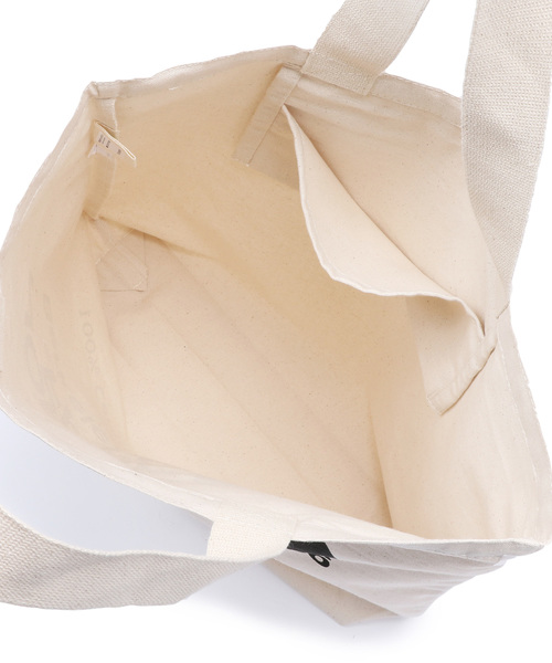 THE NORTH FACE(ザノースフェイス)の「オーガニックコットントート TNF Organic Cotton Tote NM81908(トートバッグ・メンズ・ブラック/グリーン/ホワイト/レッド/ブルー・FREE)」の11枚目の写真