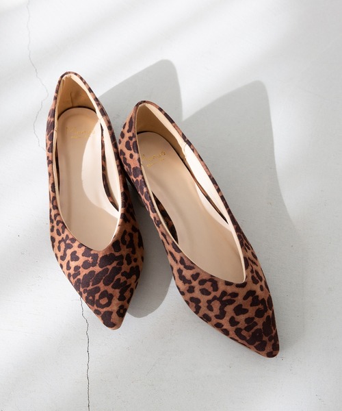 ❣️新品 BOTTEGA VENETA❣️ポインテッドトゥ ローヒール パンプス ポインテッドトゥローヒールパンプス（ワイズ2E） 通販