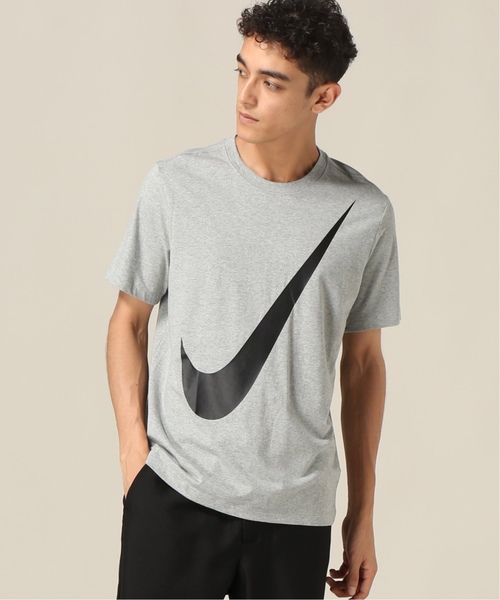 Nike ナイキ の Nike ナイキ スウッシュ ショートスリーブtシャツ Tシャツ カットソー Wear