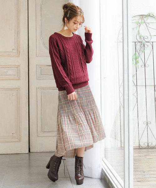 Newlyme(ニューリーミー)の「ケーブルチュニックニットトップス(ニット/セーター・レディース・アイボリー/ベージュ/ピンク系その他/パープル/ブルー/プラム/モカ/ボルドー/杢グレー/チャコールグレー/ブラック/ブラック系その他・MEDIUM/LARGE/X-LARGE)」の20枚目の写真