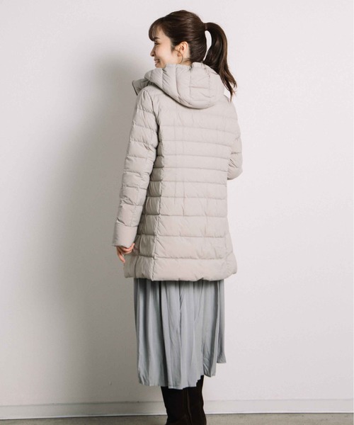 miniyu(ミニュウ)の「ストレッチダウンコート(ag)(その他アウター・レディース・レッド/ライトグレー・M/L)」の9枚目の写真