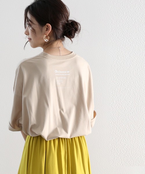 classicalelf（クラシカルエルフ）の「Classical Elf オーバーサイズ ロング丈バックプリント無地クルーネックロゴビッグTシャツ（半袖）（Tシャツ/カットソー・レディース・ホワイト/ブラック/杢グレー/ブラウン/ベージュ/グリーン・MEDIUM/LARGE/X-LARGE）」の5枚目の写真