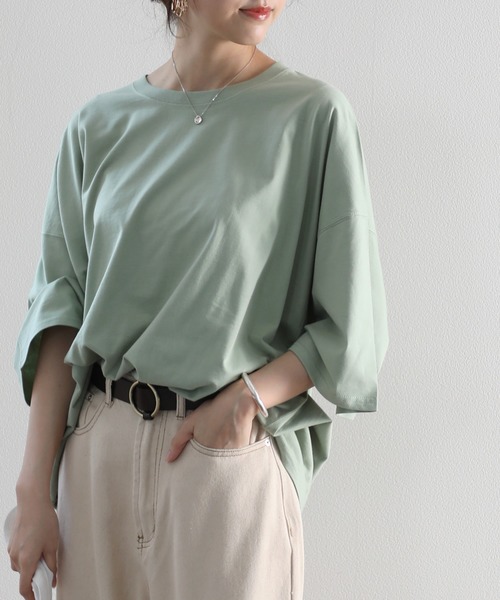 classicalelf（クラシカルエルフ）の「Classical Elf オーバーサイズ ロング丈バックプリント無地クルーネックロゴビッグTシャツ（半袖）（Tシャツ/カットソー・レディース・ホワイト/ブラック/杢グレー/ブラウン/ベージュ/グリーン・MEDIUM/LARGE/X-LARGE）」の9枚目の写真