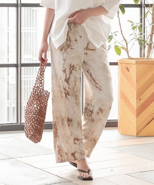 KOBE LETTUCE（コウベレタス）の「タイダイリラックスカットソーパンツ【セットアップOK】（その他パンツ・レディース・カーキ/ベージュ/ブラウン・FREE）」の11枚目の写真