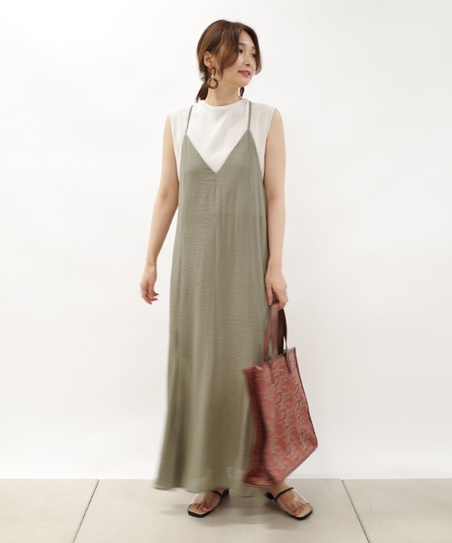 DouDou（ドゥドゥ）の「フレアキャミワンピース（ワンピース・レディース・ブラック/カーキ・FREE）」の12枚目の写真