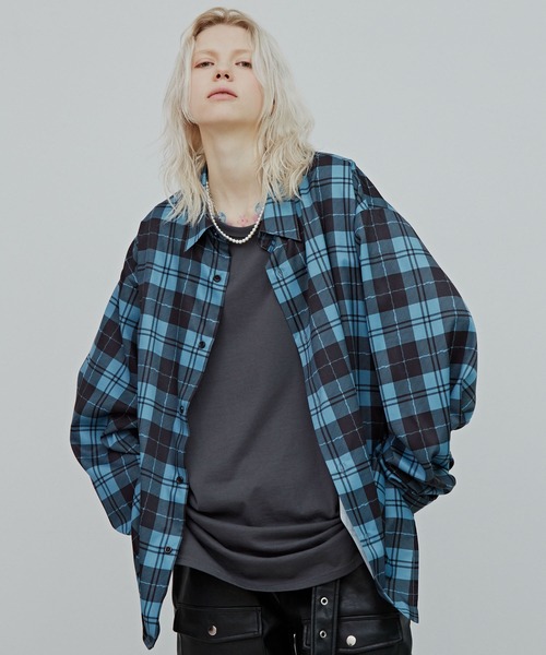 AIVER（アイバー）の「AIVER ワイヤーチェックドレープオーバーサイズ