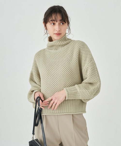 earth music&ecology(アースミュージックアンドエコロジー)の「カノコニットボトルネックプルオーバー *(ニット/セーター・レディース・ライトベージュ/ラベンダー/ミント/アイボリー・FREE)」の4枚目の写真
