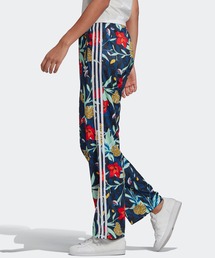 adidas × HER Studio London　トラックトップ ショーツ 55987372b_b_04_215.jpg
