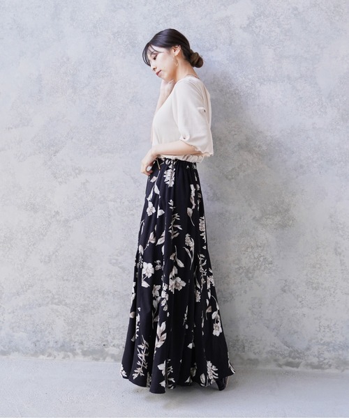 Happy John(ハッピージョン)の「バックスリットメロウカット(Tシャツ/カットソー・レディース・ナチュラル/グリーン・FREE)」の4枚目の写真