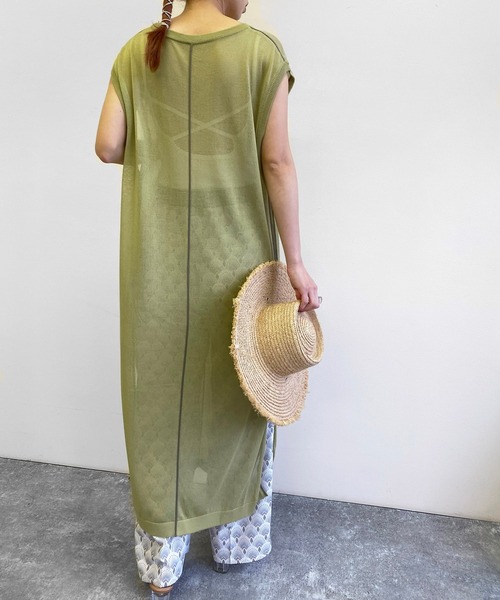 Birthday room（バースデイルーム）の「シアー ライン ロング パイピング ニット クルーネック ワンピース（ワンピース・レディース・ブラック/ベージュ/パープル/ライム・FREE）」の17枚目の写真