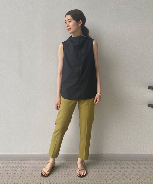 DRESSTERIOR(ドレステリア)の「◆サイドスリットテーパードパンツ(その他パンツ・レディース・黄緑系/カーキ/ネイビー・36/40/34/38)」の13枚目の写真
