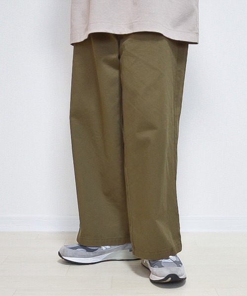 anown（アノン）の「ビックシルエット 1タックワイドストレートパンツ 【ファッションインフルエンサーたいが×anown 限定コラボ】（その他パンツ・メンズ・ホワイト/ベージュ/カーキ・M/L）」の3枚目の写真