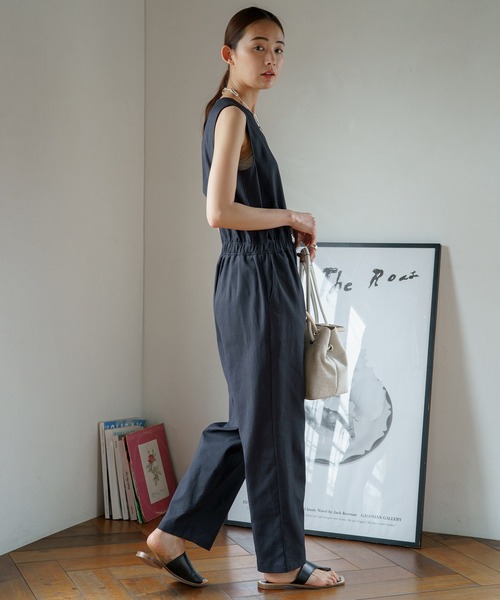 LOUNGEDRESS（ラウンジドレス）の「リネンロンパース（サロペット/オーバーオール・レディース・ブラック/アイボリー・FREE）」の7枚目の写真