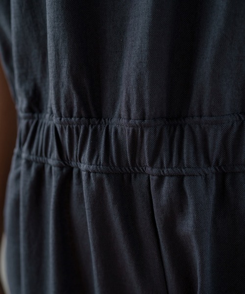 LOUNGEDRESS（ラウンジドレス）の「リネンロンパース（サロペット/オーバーオール・レディース・ブラック/アイボリー・FREE）」の15枚目の写真