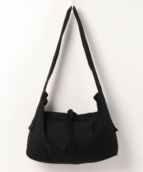 Anuenue（アヌエヌエ）の「キャンバスショルダートートバッグ（ショルダーバッグ・レディース・ブラック/ダークグリーン/ホワイト・FREE）」の4枚目の写真