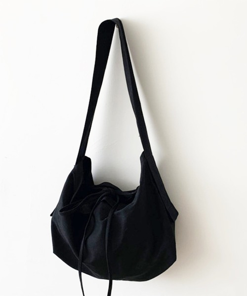 Anuenue（アヌエヌエ）の「キャンバスショルダートートバッグ（ショルダーバッグ・レディース・ブラック/ダークグリーン/ホワイト・FREE）」の3枚目の写真