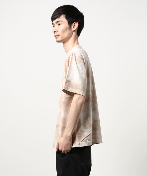 AZUL by moussy（アズールバイマウジー）の「ONE TONE TIE-DYE TEE/ワントーンタイダイTシャツ（Tシャツ/カットソー・メンズ・ブルー系その他/ベージュ系その他/ブラック系その他・LARGE/MEDIUM）」の4枚目の写真