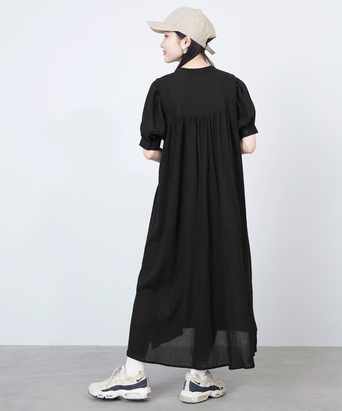 BLACK PEACE NOW　希少　美品　編み上げ　パフスリーブ　ブラック mikke（ミッケ）の「バンドカラー 肩タックボリュームパフスリーブ