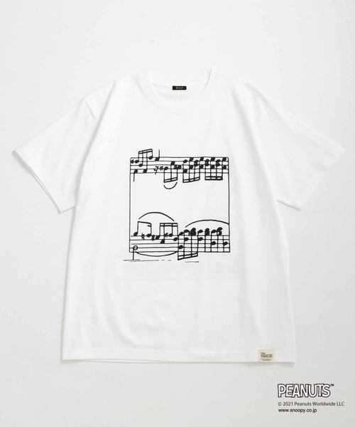 WILD LIFE TAILOR Adam et Rope'(ワイルドテーラーアダムエロペ )の「【PEANUTS × WILD LIFE TAILOR】PIANO T/UNISEX(Tシャツ/カットソー・メンズ・ホワイト/ブラック/イエロー・M/L/XL/XXL)」の2枚目の写真