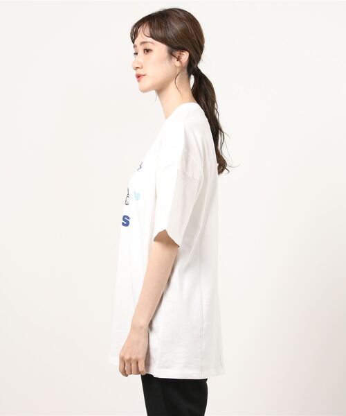 BORN CHAMPS(ボーンチャンプス)の「『BORN CHAMPS/ボーンチャンプス』WALKING BASKET BALL TEE/ウォーキングバスケットボール 半袖Tシャツ(Tシャツ/カットソー・レディース・ホワイト/グリーン/ブルー・M/L)」の4枚目の写真