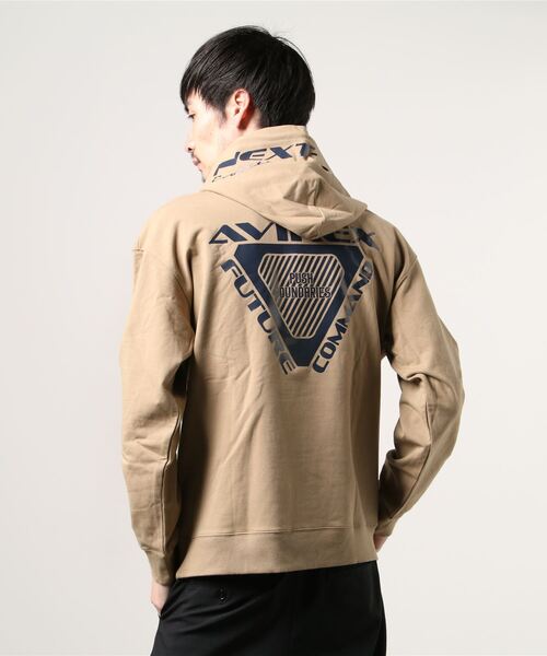 AVIREX（アヴィレックス）の「AVIREX/アヴィレックス　AFC トレーニング プルオーバー フーディー/AFC TRIANGLE PULL OVER HOODIE（パーカー・メンズ・カーキ/グリーン/ブラック/ライトグレー・X-LARGE/XX-LARGE/MEDIUM/LARGE）」の7枚目の写真