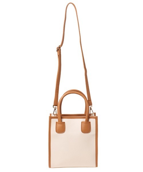 INGNI(イング)の「パイピングスクエアショルダーバッグ(ショルダーバッグ・レディース・アイボリー系4/ホワイト系2・ONE SIZE)」の7枚目の写真