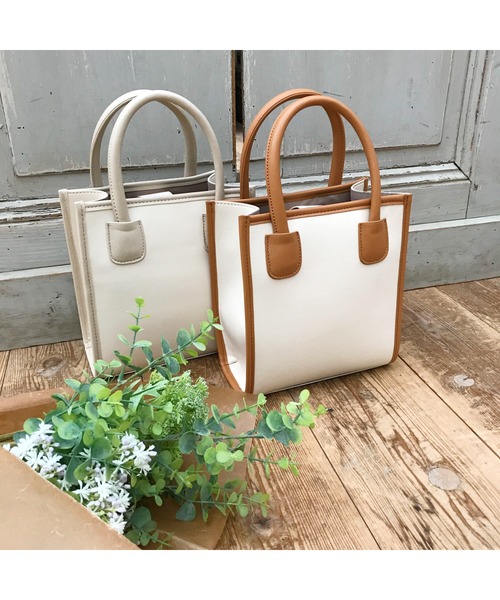 INGNI(イング)の「パイピングスクエアショルダーバッグ(ショルダーバッグ・レディース・アイボリー系4/ホワイト系2・ONE SIZE)」の14枚目の写真