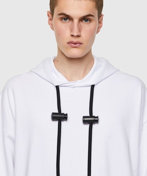 DIESEL（ディーゼル）の「メンズ スウェットパーカー カットオフ（パーカー・メンズ・ブラック/ホワイト・LARGE/SMALL/XX-LARGE/X-LARGE/X-SMALL/MEDIUM）」の11枚目の写真