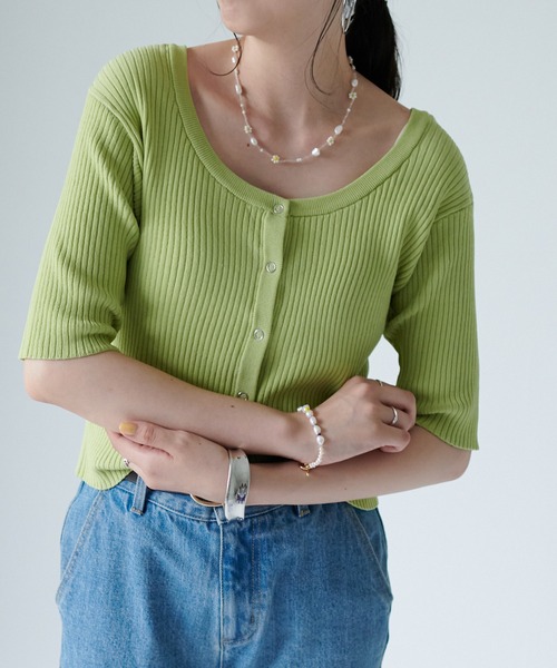 DISCOAT（ディスコート）の「リブショートカーディガン（カーディガン/ボレロ・レディース・アイボリー/グリーン/ネイビー/イエロー・FREE）」の3枚目の写真