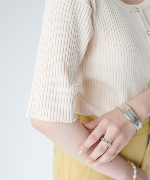 DISCOAT（ディスコート）の「リブショートカーディガン（カーディガン/ボレロ・レディース・アイボリー/グリーン/ネイビー/イエロー・FREE）」の22枚目の写真