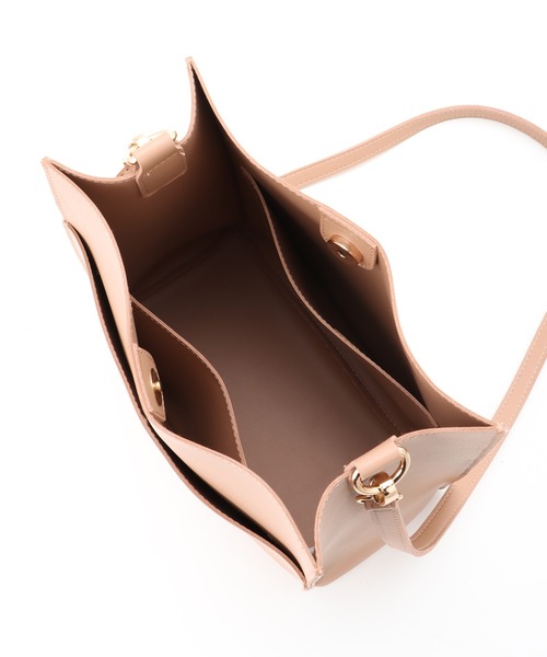 Honeys（ハニーズ）の「スクエアショルダーＢａｇ（ショルダーバッグ・レディース・ライトブラウン/ライトグレー/ブラック・FREE）」の9枚目の写真