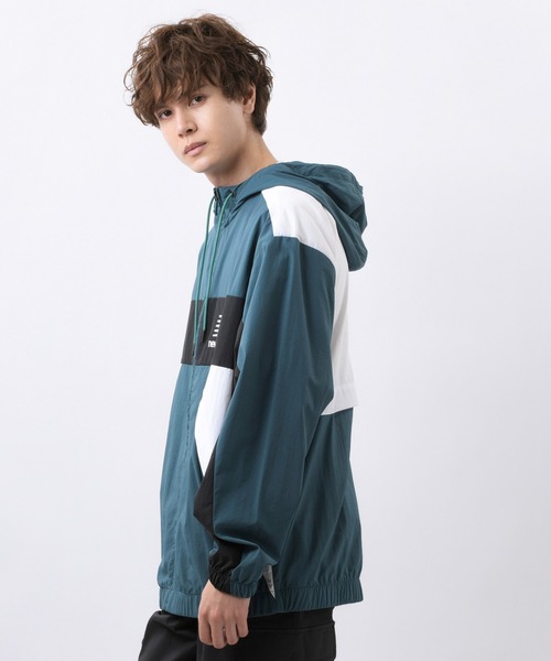 NEW BALANCE（ニューバランス）の「NB Athletics Higher Learning  ウインドブレーカージャケット（ナイロンジャケット・メンズ・イエロー/ブルー/ブラック・SMALL/MEDIUM/LARGE/X-LARGE/XX-LARGE）」の14枚目の写真